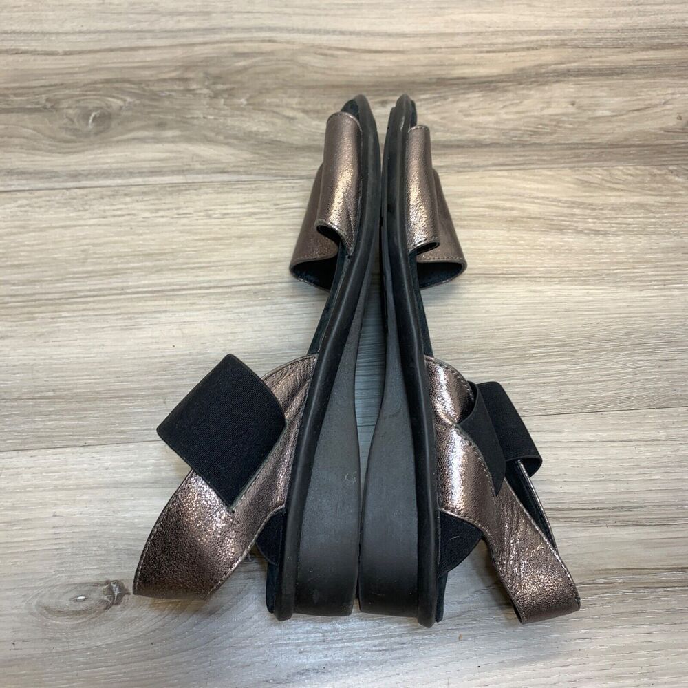 Bernie Mev Payton Sling Metallic Leather‎ Sandals Size 39 US 8 Lowe Wedge - Picture 2 of 10
